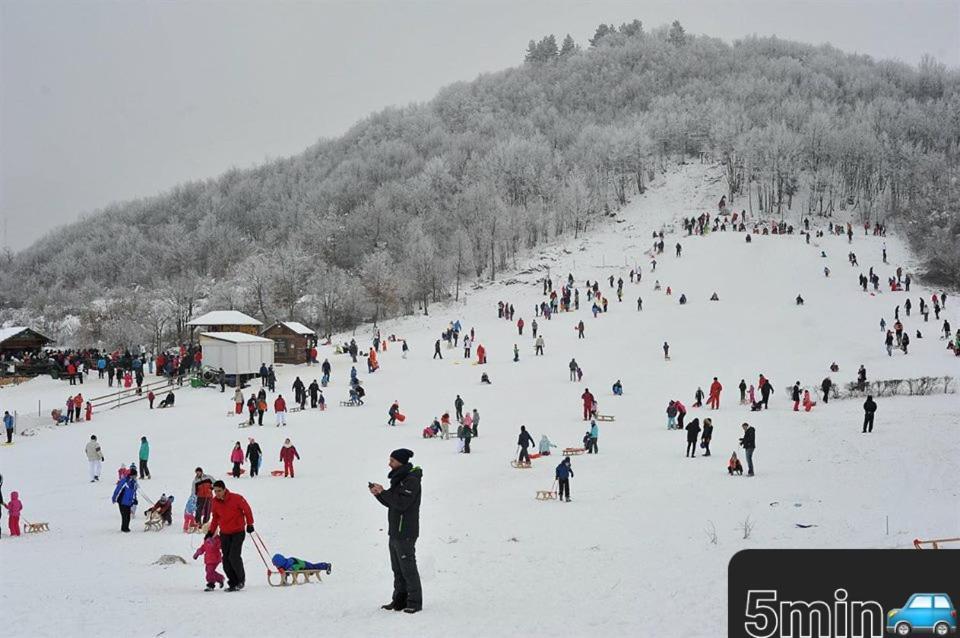 Ruralna Kuca Za Odmor Lika Villa Lovinac  Dış mekan fotoğraf